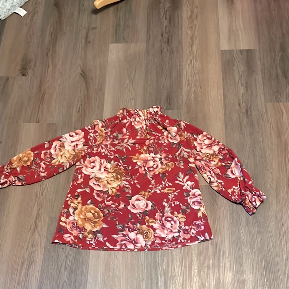 2 hearts, medium gorgeous floral shirt, polyester, made in USA